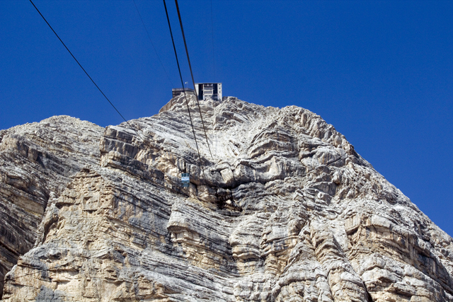 2011-08-26_10-16-59 cadore.jpg - Seilbahn zum Tofana di Mezzo (oberes Teilstck)